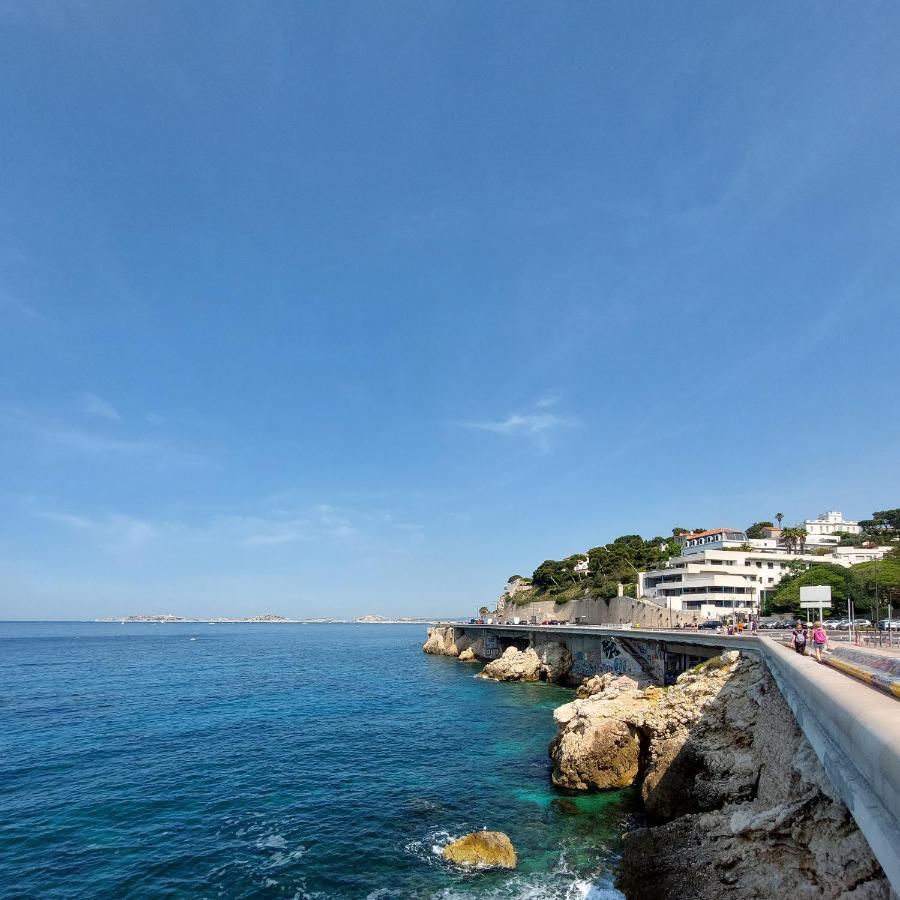 Studio A 2 Pas De La Plage Marselha Exterior foto